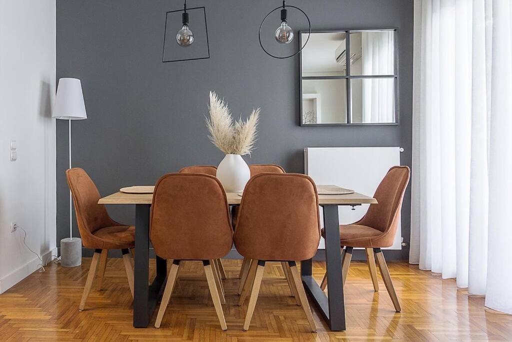A Unique Apartment In The Historical Center-3Bds Αθήνα Εξωτερικό φωτογραφία